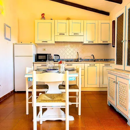 Casa Delle Meraviglie - Beachfront Cannigione