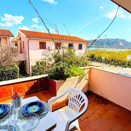 Prázdninový dům Casa Delle Meraviglie - Beachfront *